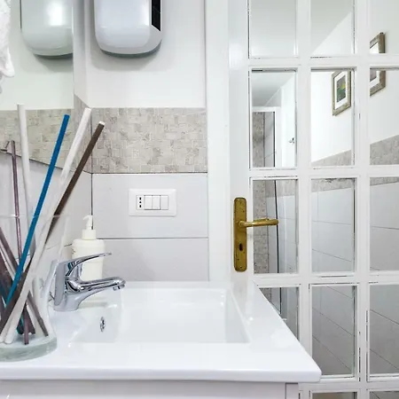 Apartment Manuela Centro Storico Neapel